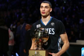 美加墨联合举办-忠诚的共振，当佩特拉·科维托娃的十季坚守点燃伯纳乌的十冠之魂